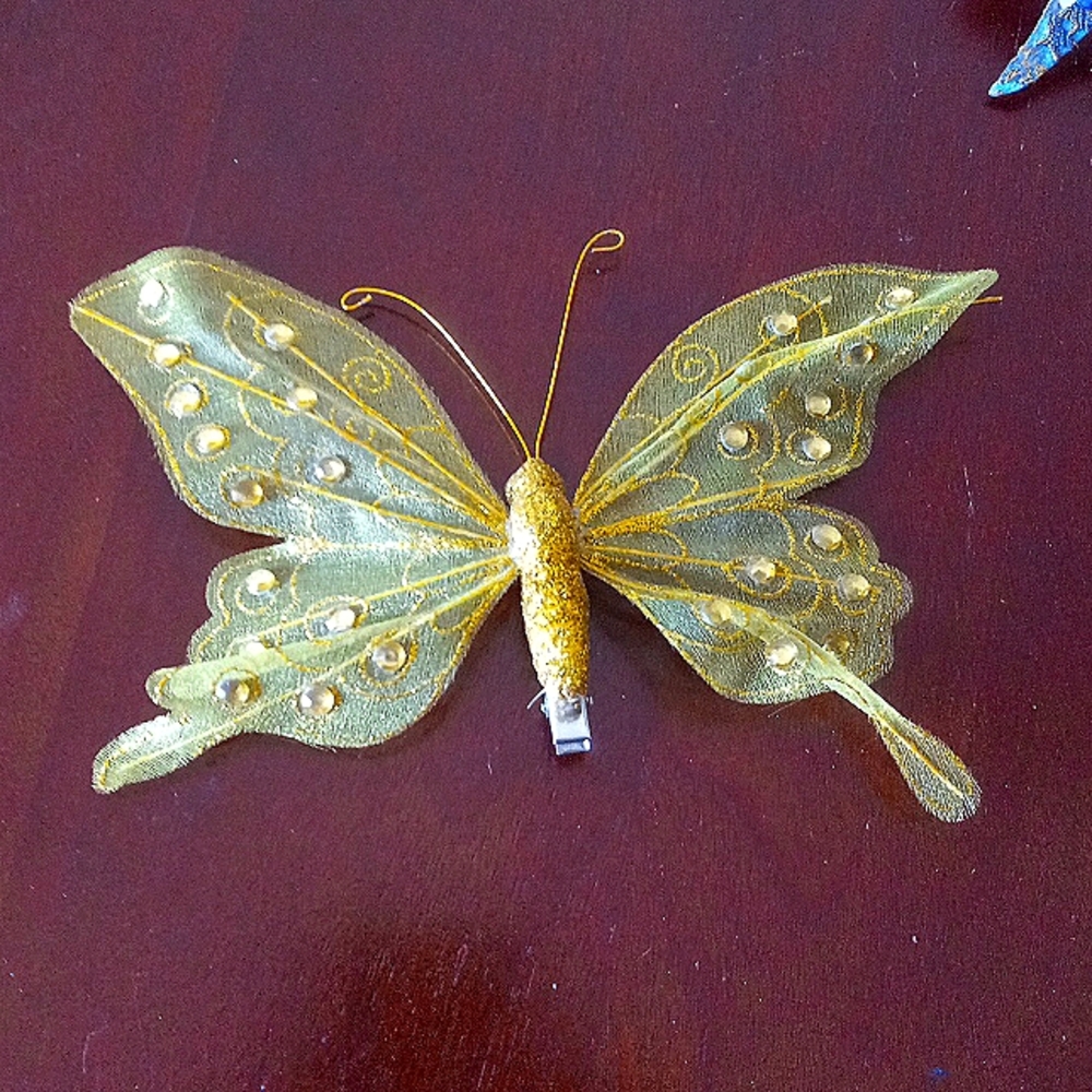 Hair Clips - Picture 2 of 7